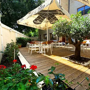 Ξενοδοχείο E Arte Center, Τίρανα