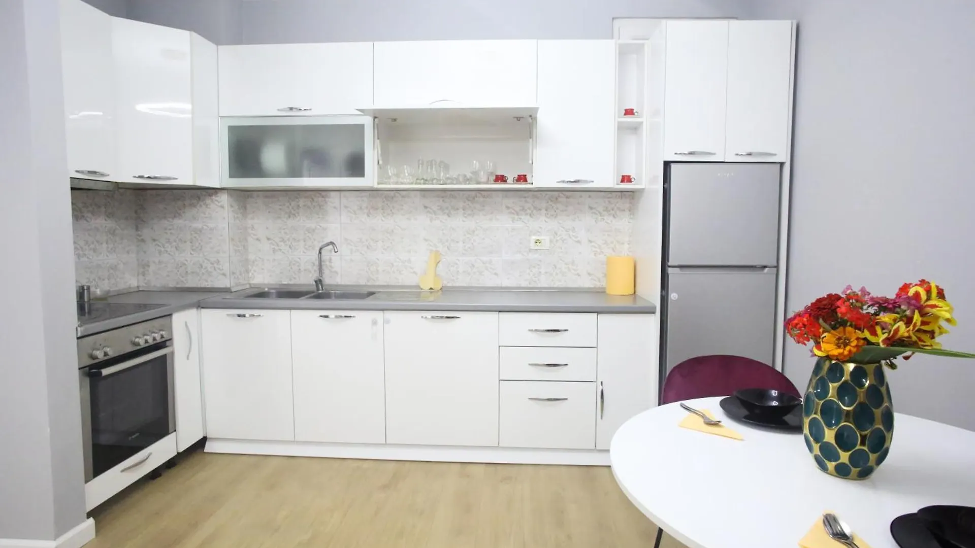 Apartment Muret Mistike Tirana